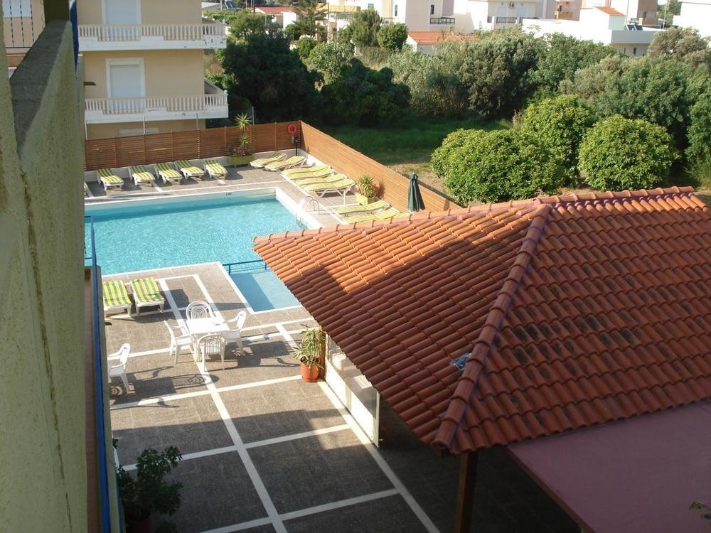 Maritime Hotel Apartments Petaloudes Экстерьер фото