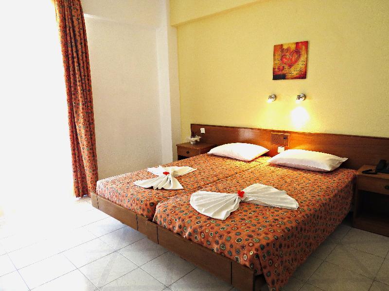 Maritime Hotel Apartments Petaloudes Экстерьер фото
