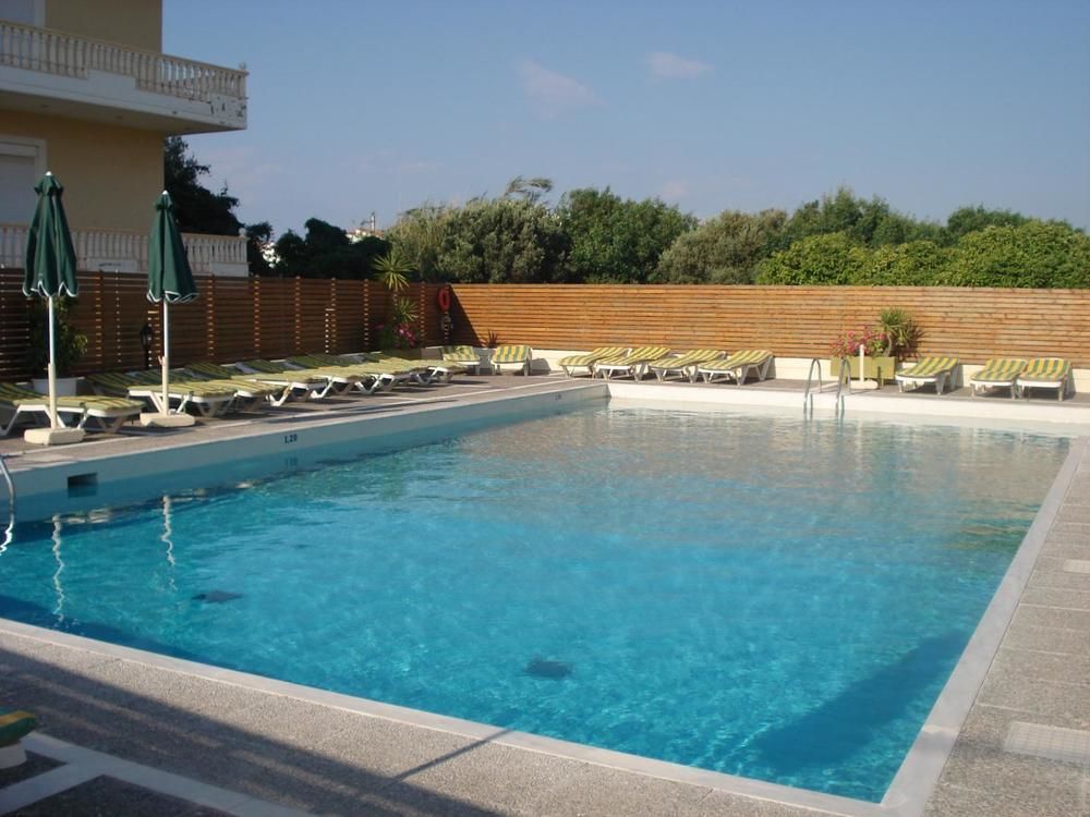 Maritime Hotel Apartments Petaloudes Экстерьер фото
