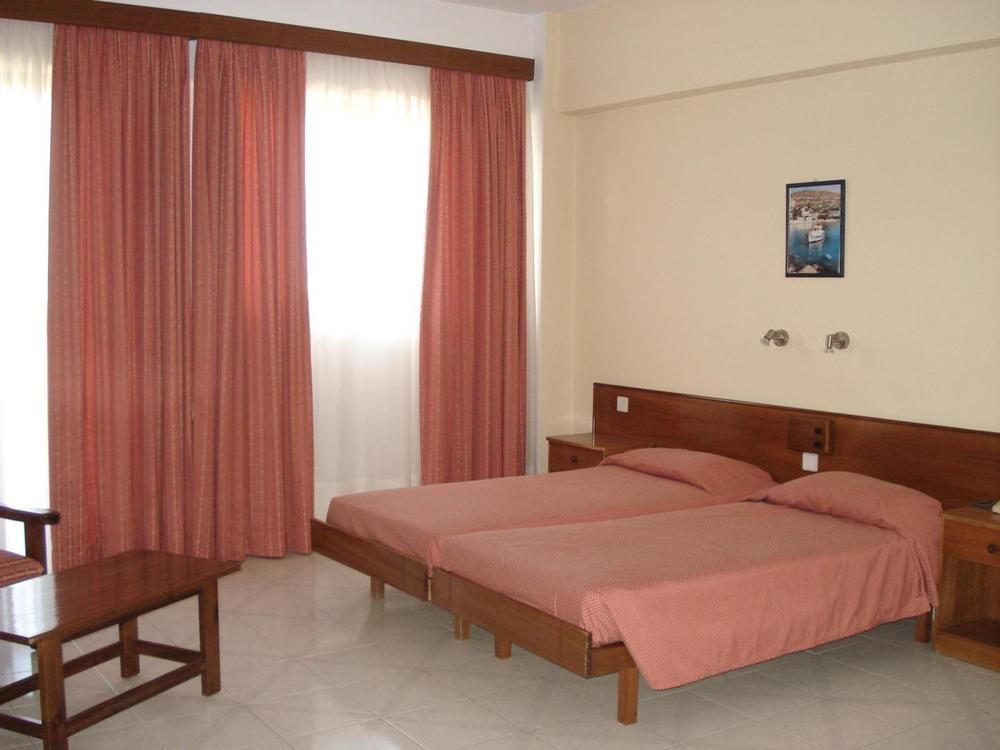 Maritime Hotel Apartments Petaloudes Экстерьер фото