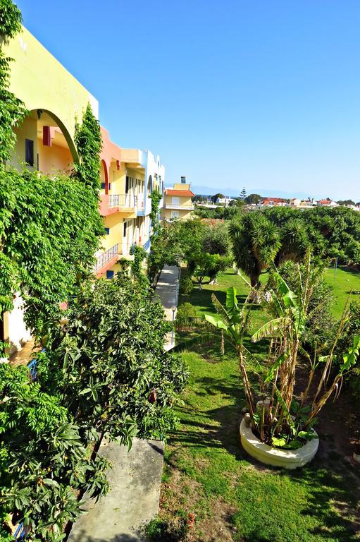 Maritime Hotel Apartments Petaloudes Экстерьер фото
