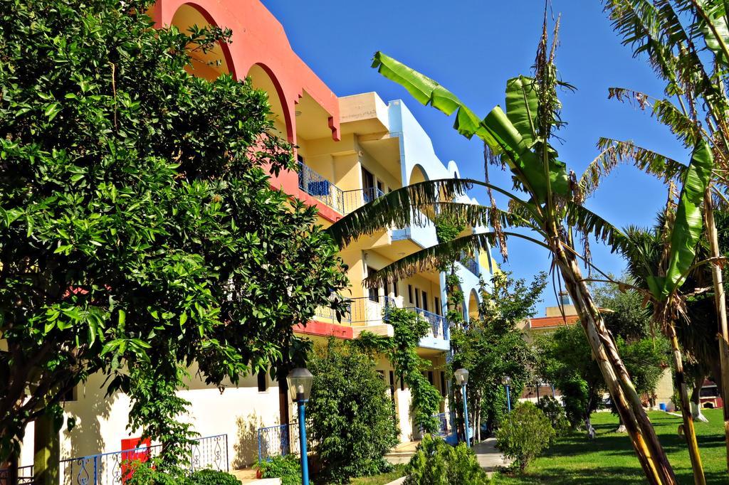 Maritime Hotel Apartments Petaloudes Экстерьер фото