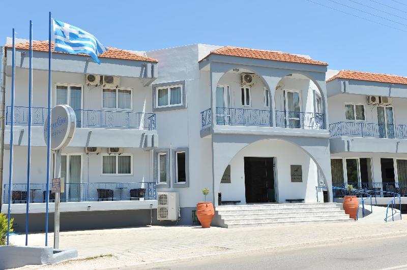 Maritime Hotel Apartments Petaloudes Экстерьер фото